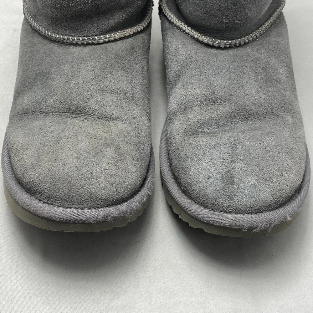 UGG Kids Classic II‎ Boot Size 5 Gray Winter Shearling 6.5